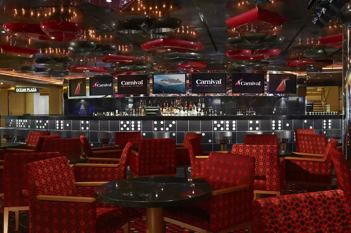 el  :  cabine 8