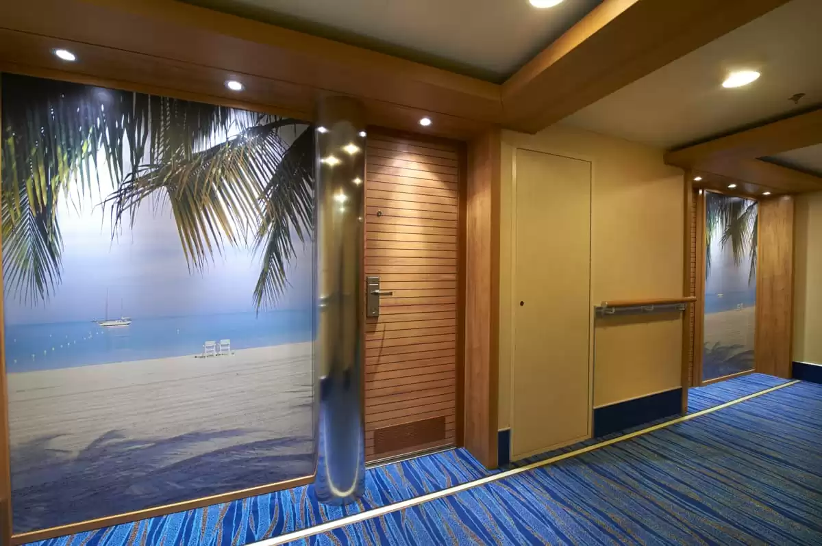 el  :  cabine 18