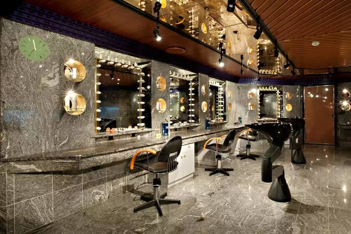 el  :  cabine 19