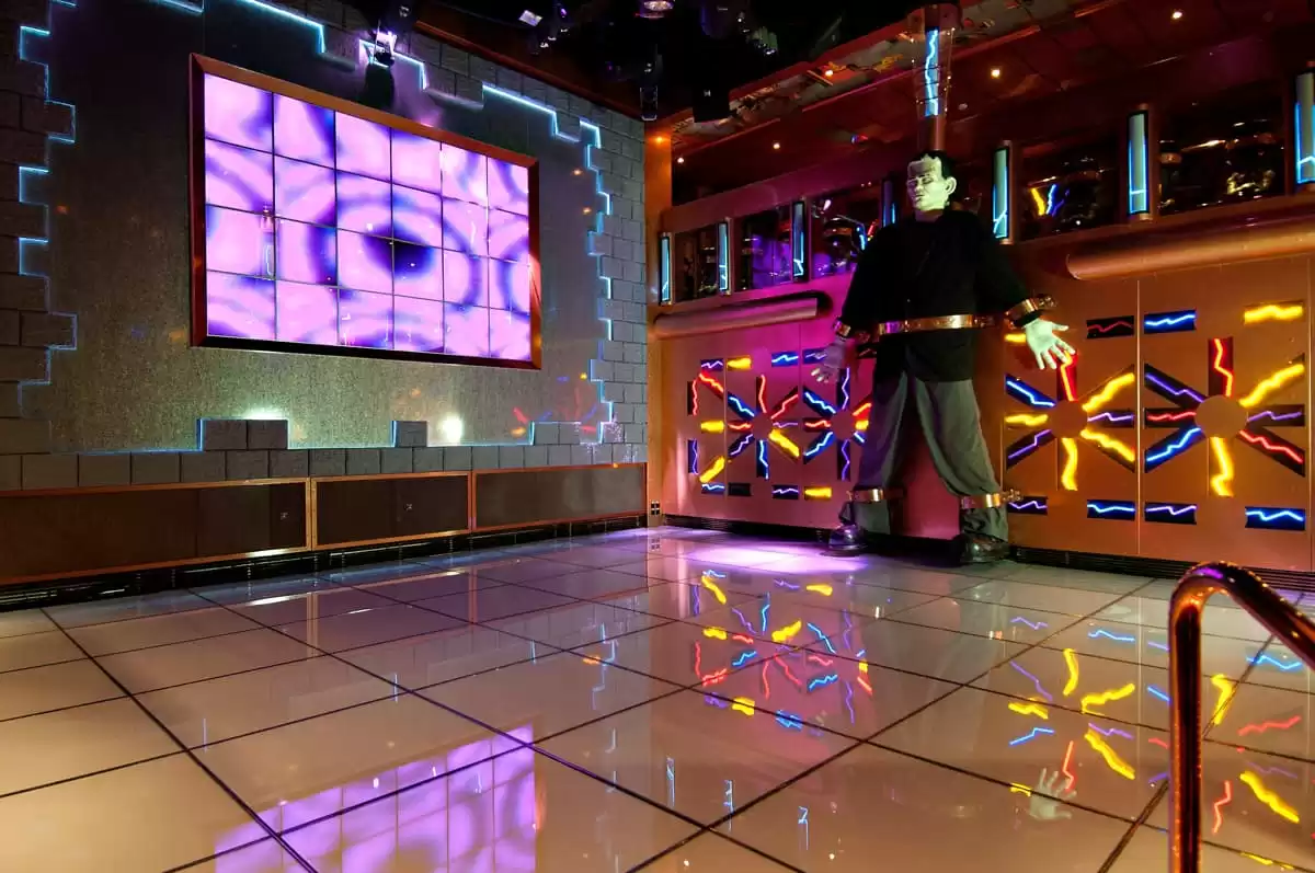 el  :  cabine 0