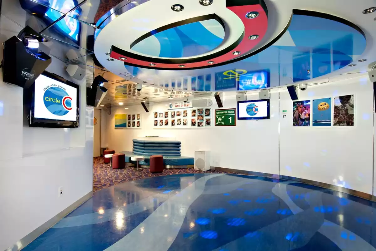 el  :  cabine 7