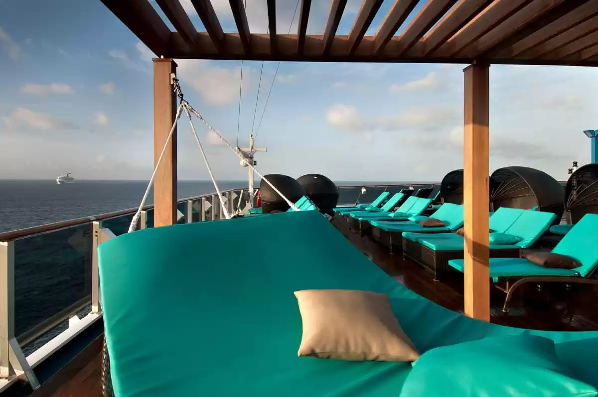 el  :  cabine 32