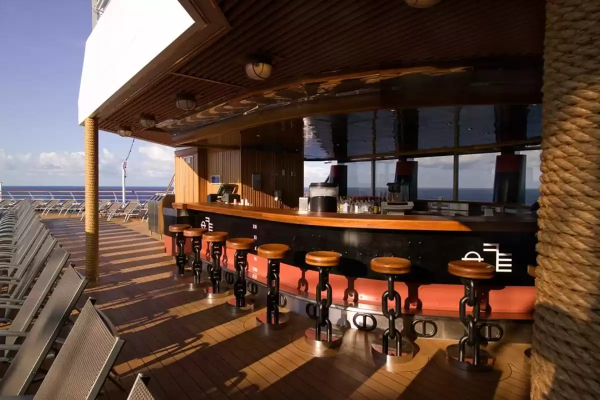 el  :  cabine 37