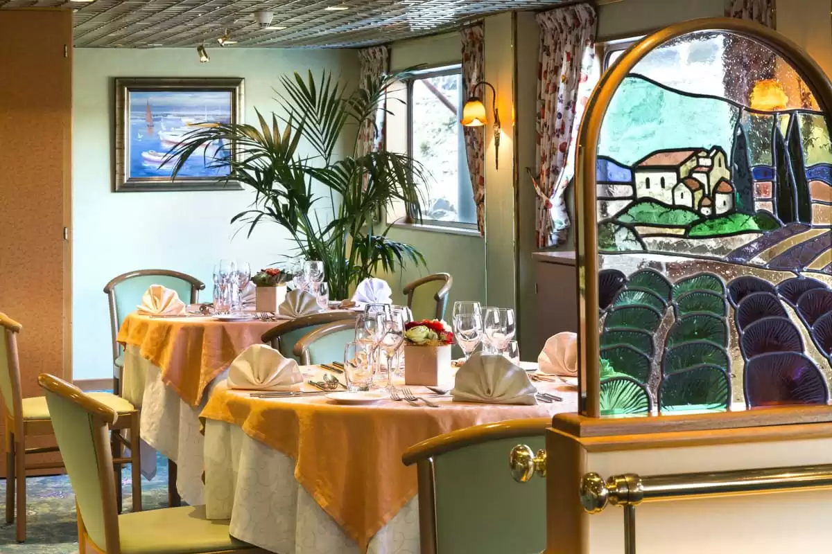 el  :  cabine 3