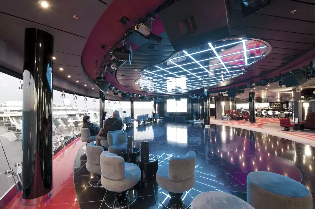 el  :  cabine 65