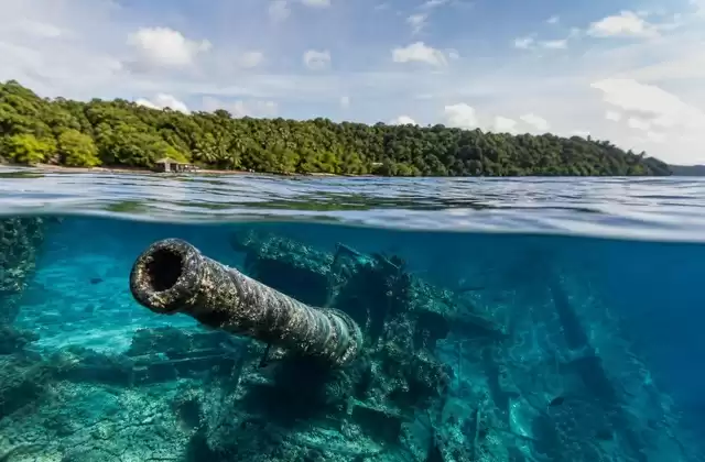 En las aguas del archipiélago